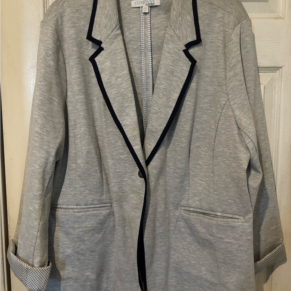 Ellen Tracy Light Gray Blazer with Navy Trim